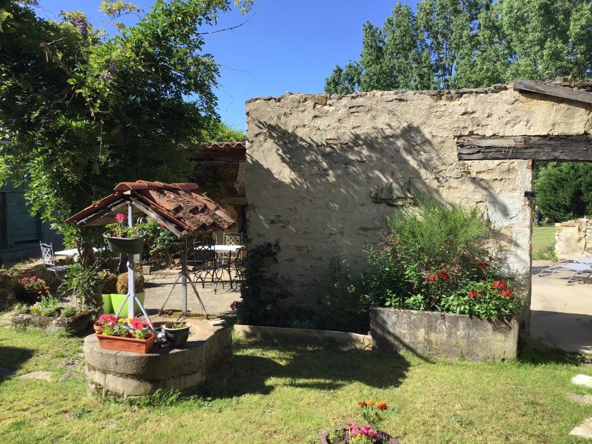 Numero 96 Chambre D Hotes Bed & Breakfast Bussiere-Poitevine Exterior photo